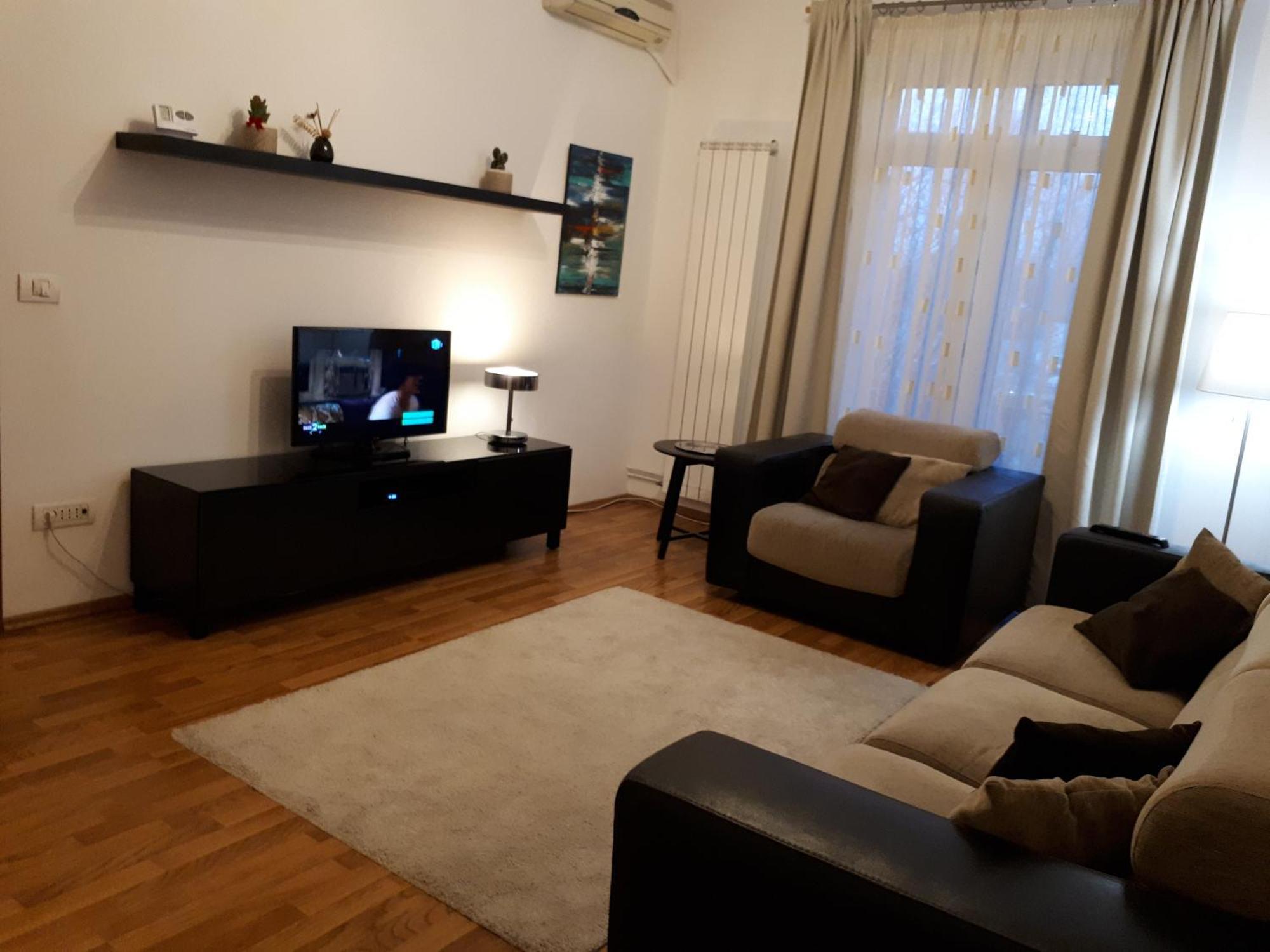 Sunny Cozy Floreasca Apartment